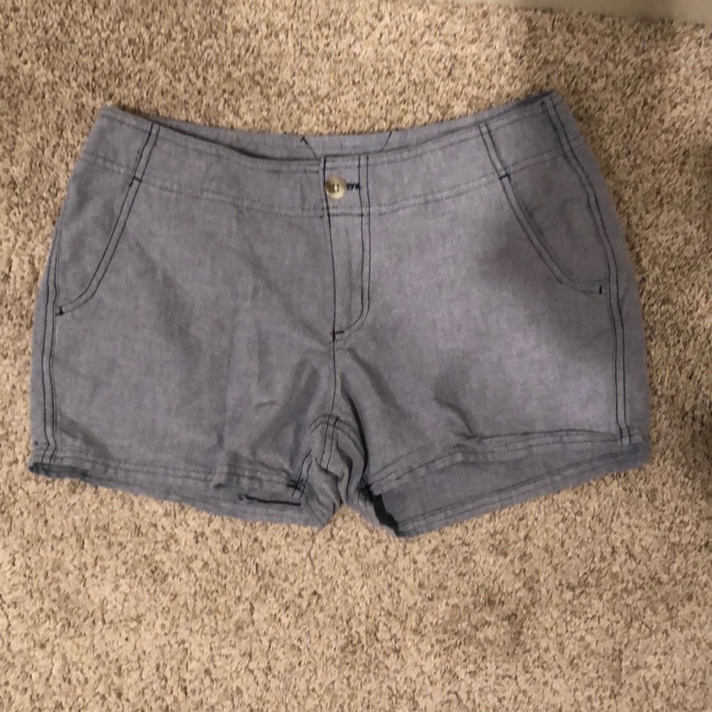 Like new! Columbia PFG blue short size 4